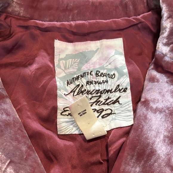 A&F Vintage Blazer: Silk, Viscose, & Velvet, Pristine - Picture 7 of 7